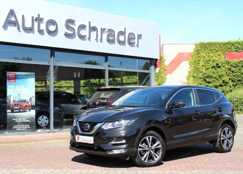 Schwarz Gebraucht 2018 Nissan Qashqai N-Connecta SUV | 17.780 € (Etwas zu teuer) - Bild 1/4