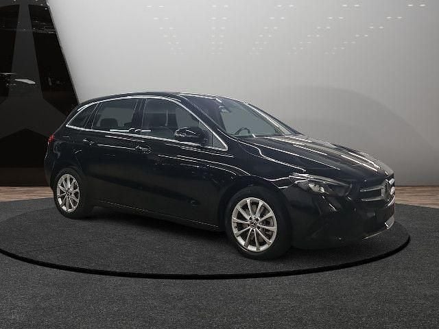Gebraucht Mercedes B250e 218 PS (160 kW) 2021 Van / Kleinbus