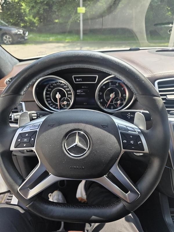 Gebraucht Mercedes ML63 AMG AMG 582 PS (428 kW) 2013 Weiß SUV