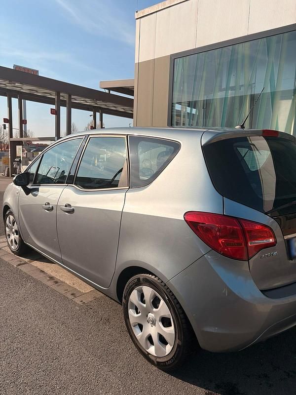 Gebraucht Opel Meriva 2011 Grau Van / Kleinbus