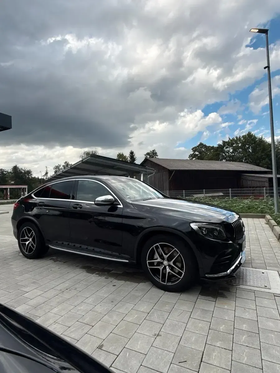 Gebraucht Mercedes GLC220 170 PS (125 kW) 2017 Schwarz SUV