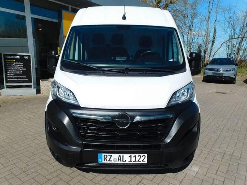 Gebraucht Opel Movano 140 PS (102 kW) 2024 Weiss Van