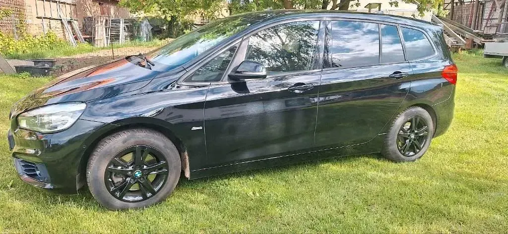 Używany BMW 218 150 KM (110 kW) 2015 Czarny Kombi