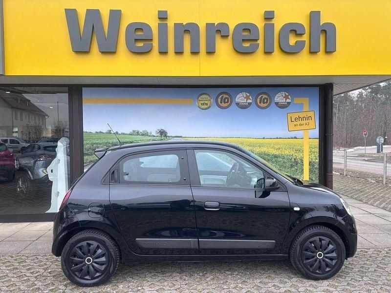 Gebraucht Renault Twingo 65 PS (47 kW) 2022 Sternen schwarz Kleinwagen