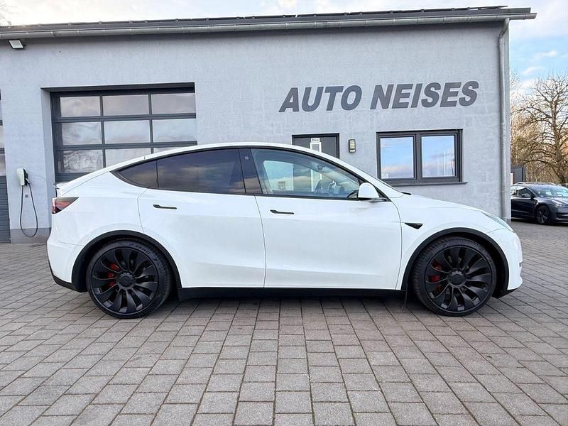 Gebraucht Tesla Model Y Performance 392 kW (534 PS) 2022 Weiß SUV