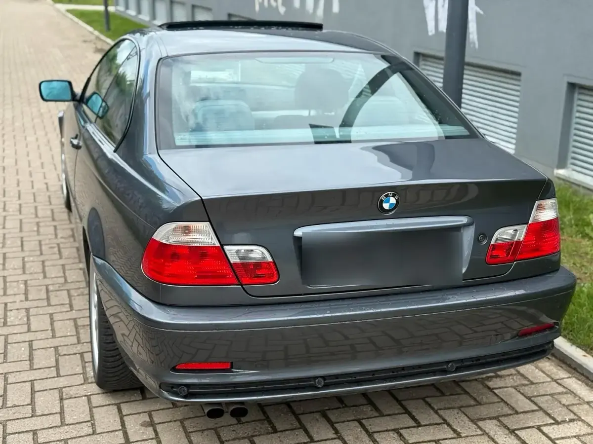 Gebraucht BMW 325 Shadowline 192 PS (141 kW) 2002 Grau Coupé