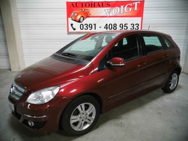 Rot Gebraucht 2008 Mercedes B200 Van / Kleinbus | 8.998 € - Bild 1/4