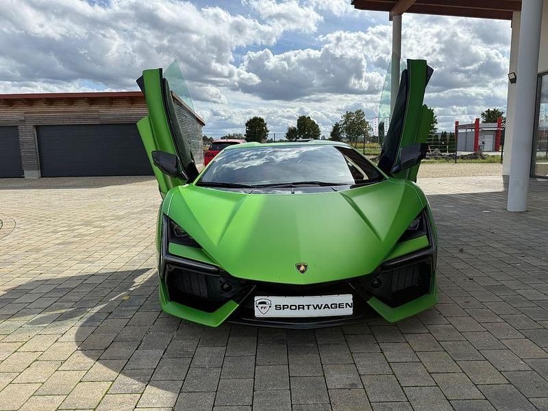 Gebraucht Lamborghini Revuelto 1016 PS (747 kW) 2025 Grün Coupé