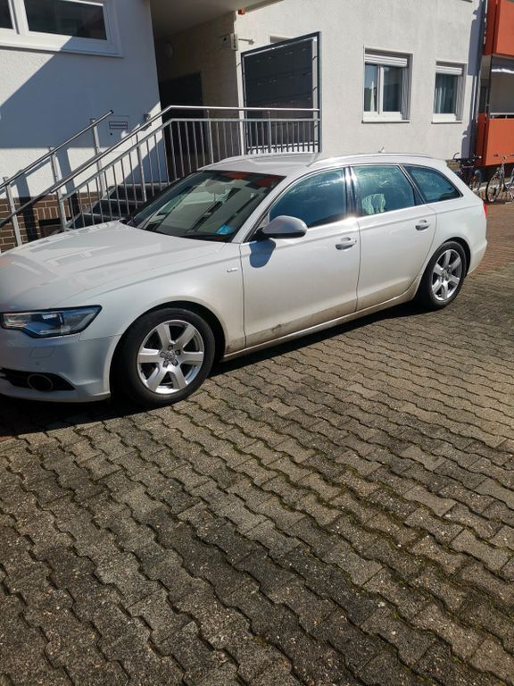 Weiß Gebraucht 2012 Audi A6 Sport Kombi | 13.908 € (Fairer Preis) - Bild 1/4