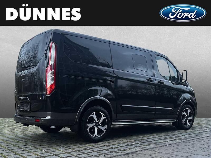 Gebraucht Ford Tourneo Active 170 PS (125 kW) 2023 Schwarz Van / Kleinbus