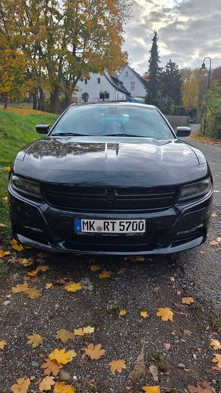 Schwarz Gebraucht 2017 Dodge Charger Limousine | 27.000 € - Bild 1/4