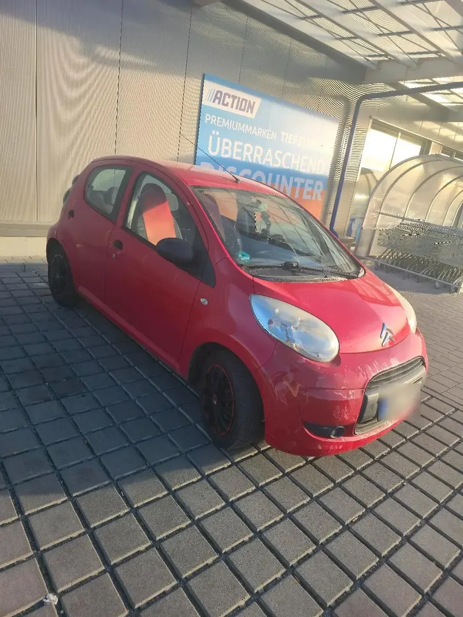 Second-hand Citroën C1 68 CP (50 kW) 2011 Roșu Hatchback