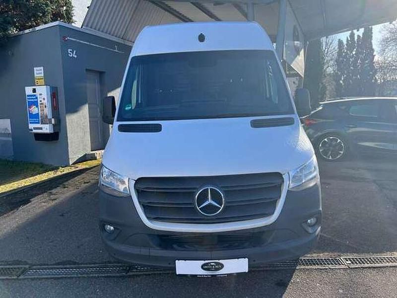 Gebraucht Mercedes Sprinter 163 PS (119 kW) 2020 Arktikweiss Van