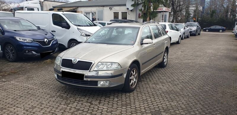 Beige Gebraucht 2006 Skoda Octavia Elegance Kombi | 1.300 € (Guter Preis) - Bild 1/4