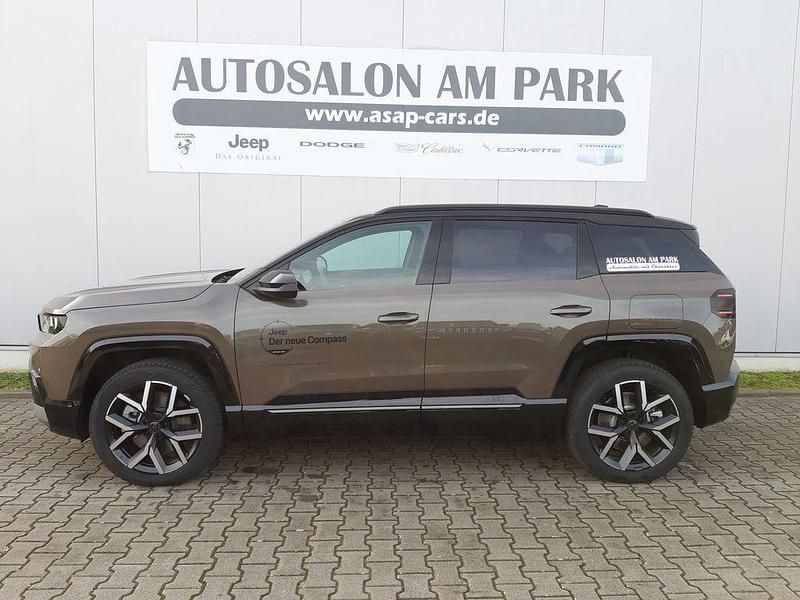 Neu Jeep Compass 156 kW (213 PS) 2026 Grün SUV