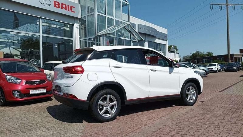 Gebraucht DFSK Fengon 106 PS (77 kW) 2024 Weiß SUV