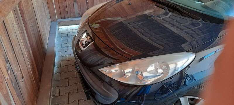 Gebraucht 2009 Peugeot 206+ Kleinwagen | 900 € (Superpreis) - Bild 1/4
