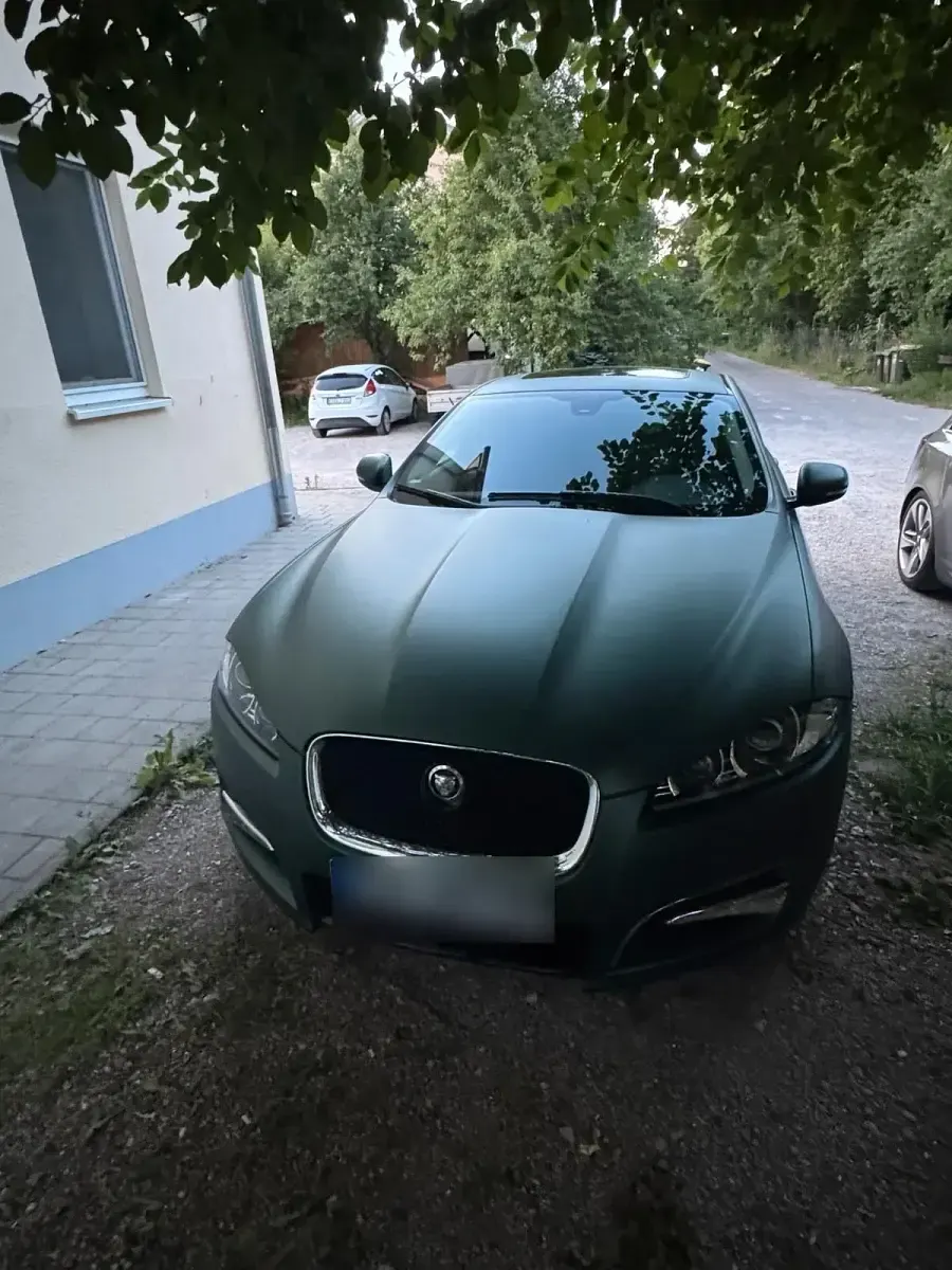Gebraucht Jaguar XF 308 PS (226 kW) 2013 Grün Limousine