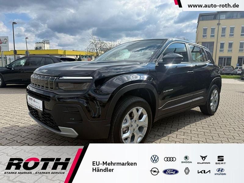 Neu Jeep Avenger Altitude 101 PS (74 kW) 2025 Schwarz SUV