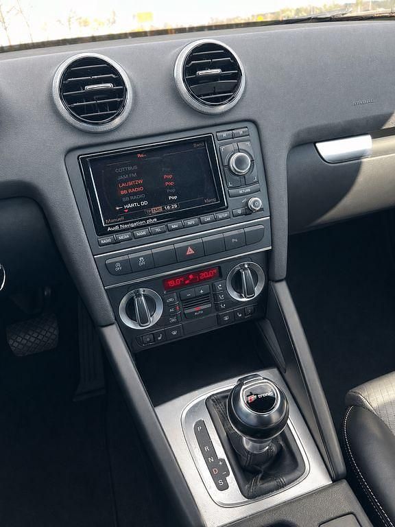Usata Audi A3 Ambition 140 CV (102 kW) 2012 Argento Utilitaria