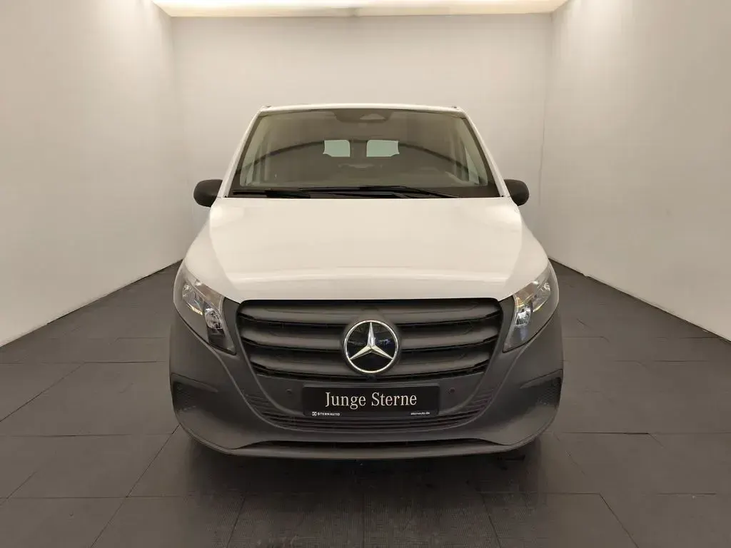 Gebraucht Mercedes Vito 136 PS (100 kW) 2024 Arktikweiß Van