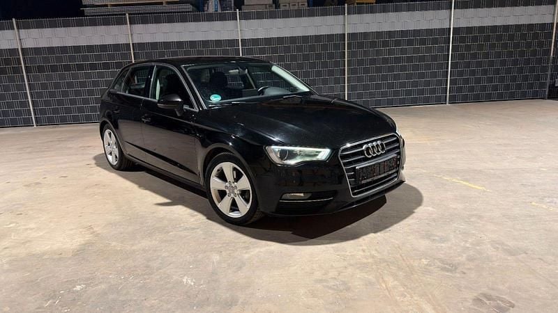 Gebraucht Audi A3 Ambition 110 PS (80 kW) 2016 Schwarz Limousine