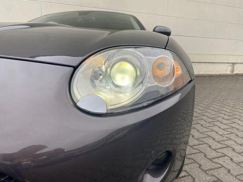 Gebraucht Jaguar XK 258 PS (189 kW) 2007 Pearl grey . Coupé