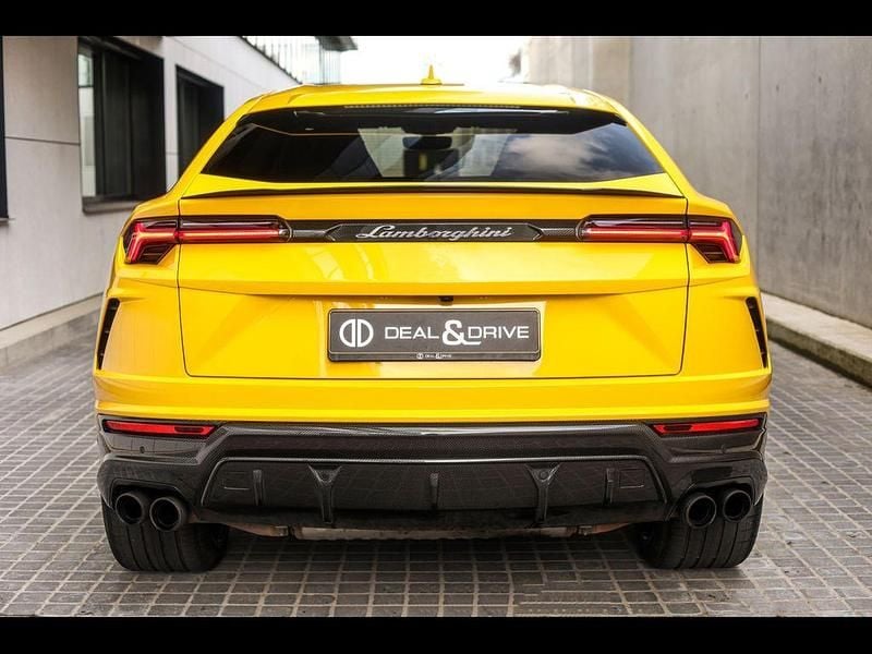 Second-hand Lamborghini Urus 650 CP (478 kW) 2019 Galben SUV