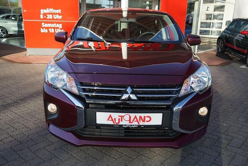 Second-hand Mitsubishi Space Star Select 80 CP (58 kW) 2023 Roșu Hatchback