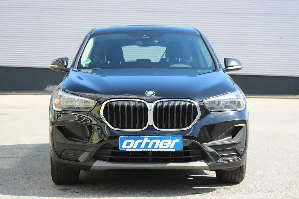 Second-hand BMW X1 Performance 150 CP (110 kW) 2019 Negru SUV