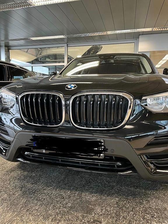 Gebraucht BMW X3 Advantage 190 PS (139 kW) 2019 Schwarz SUV