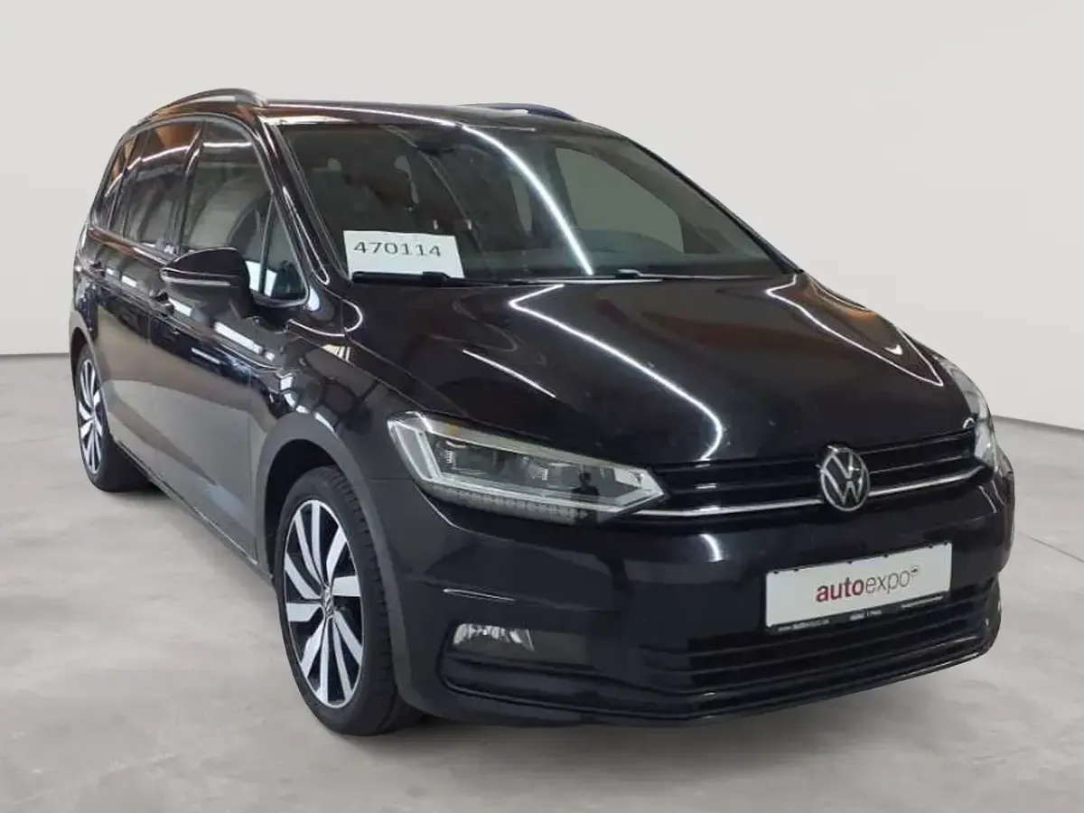 Gebraucht VW Touran Highline 150 PS (110 kW) 2023 Van / Kleinbus