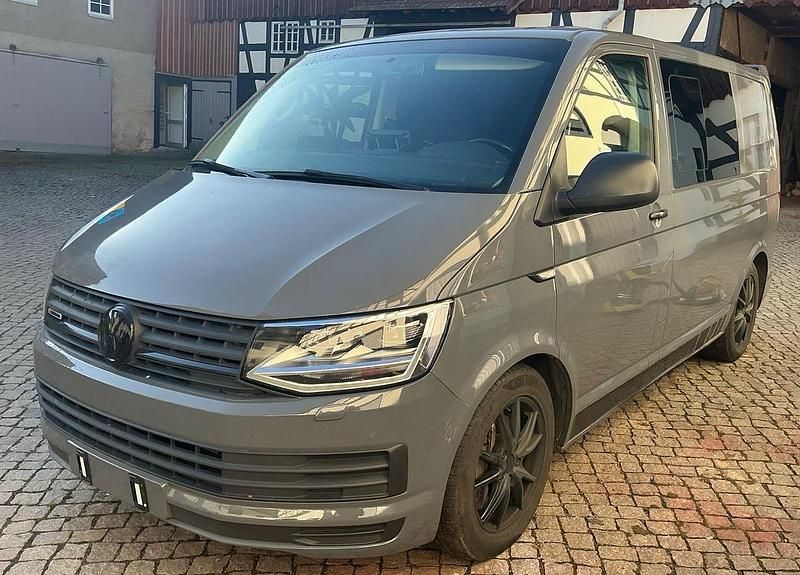 Grau Gebraucht 2017 VW T6 Van | 25.500 € (Fairer Preis) - Bild 1/4