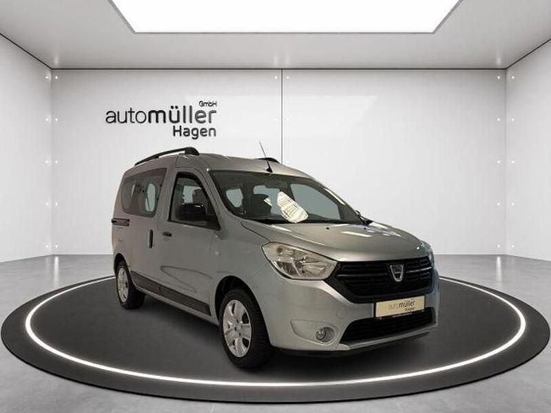 Silber Gebraucht 2020 Dacia Dokker Comfort Van / Kleinbus | 13.990 € (Guter Preis) - Bild 1/4