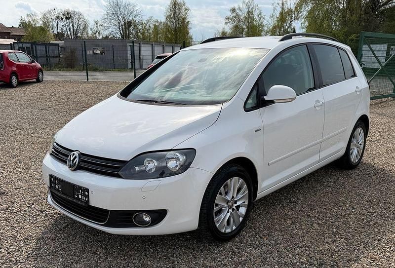 Gebraucht VW Golf VII Life 105 PS (77 kW) 2013 Weiß Limousine