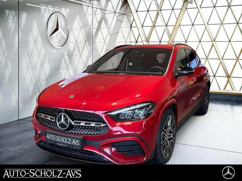 Manufaktur lack manufaktur pat Gebraucht 2025 Mercedes GLA200 AMG SUV | 44.990 € (Teuer) - Bild 1/4