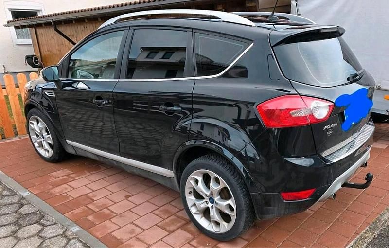 Gebraucht Ford Kuga Titanium 163 PS (119 kW) 2011 Schwarz SUV