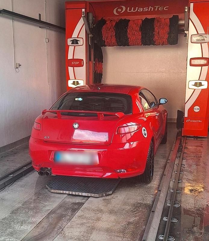 Gebraucht Alfa Romeo GT 166 PS (122 kW) 2004 Rot Coupé