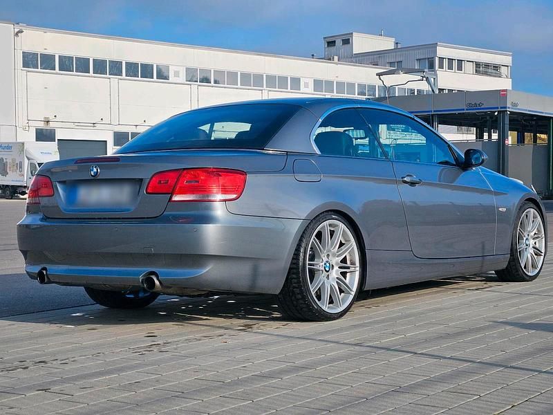 Gebraucht BMW 335 Cabriolet Performance 326 PS (239 kW) 2007 Grau Cabrio