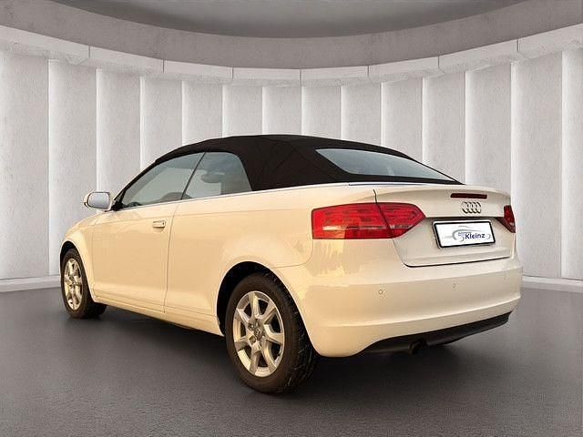 Gebraucht Audi A3 Cabriolet Attraction 105 PS (77 kW) 2012 Weiß Cabrio