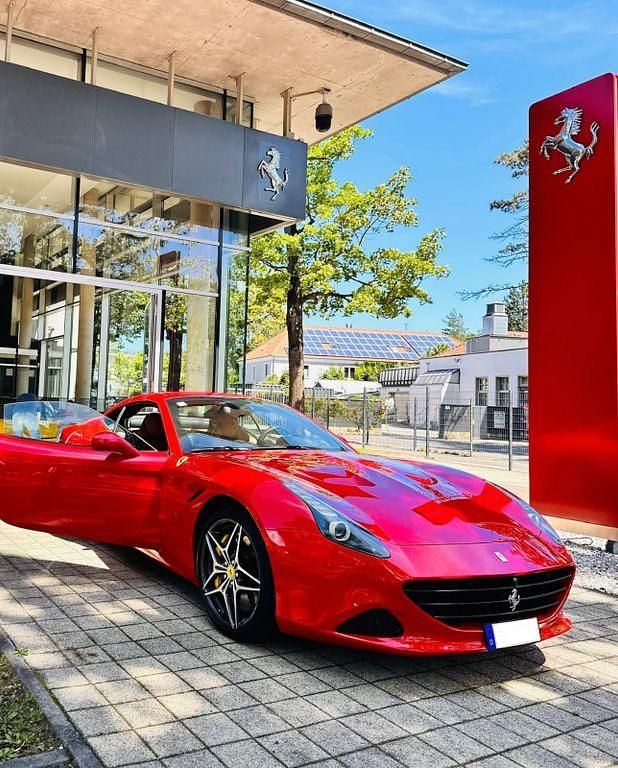 Gebraucht Ferrari California 560 PS (411 kW) 2014 Rot Cabrio