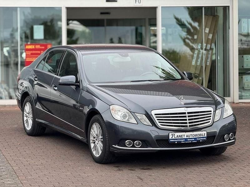 Gebraucht Mercedes E200 184 PS (135 kW) 2011 Grau Limousine