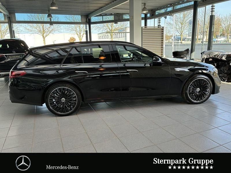 Gebraucht Mercedes E300 AMG 313 PS (230 kW) 2025 Lack obsidianschwarz Kombi