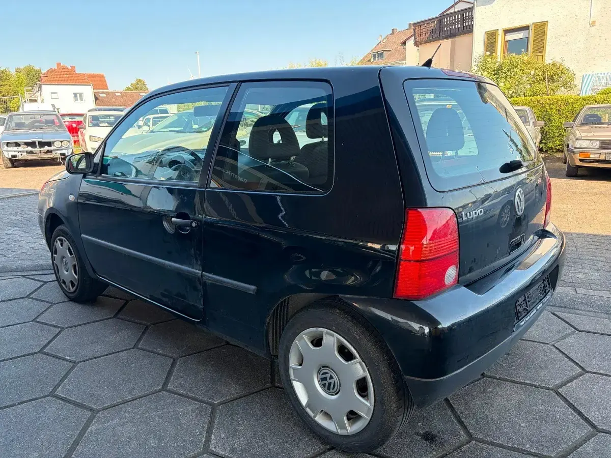 Gebraucht VW Lupo 60 PS (44 kW) 2002 Schwarz Kleinwagen