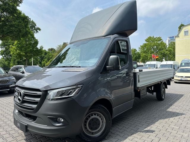 Grau Gebraucht 2019 Mercedes Sprinter Van | 39.983 € (Superpreis) - Bild 1/3