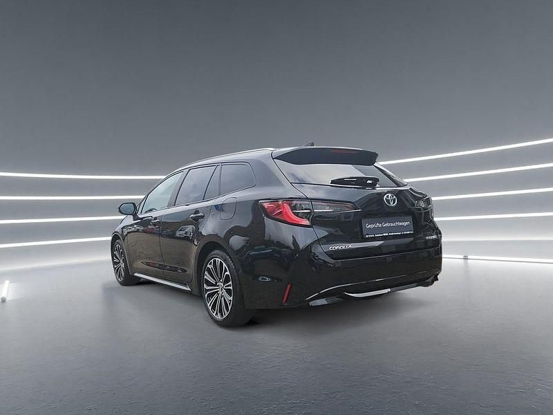 Gebraucht Toyota Corolla Club 180 PS (132 kW) 2019 Schwarz Kombi