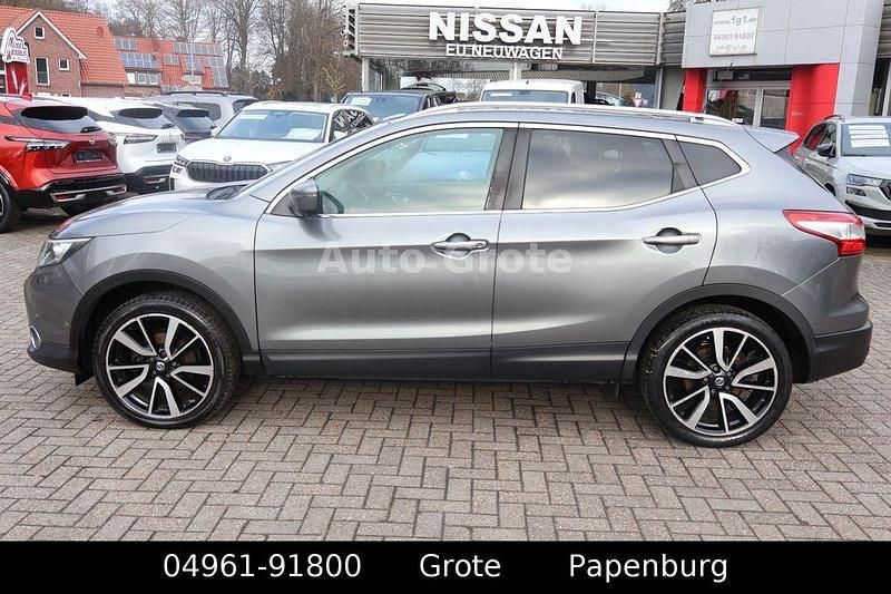 Gebraucht Nissan Qashqai Tekna 131 PS (96 kW) 2014 Grau SUV