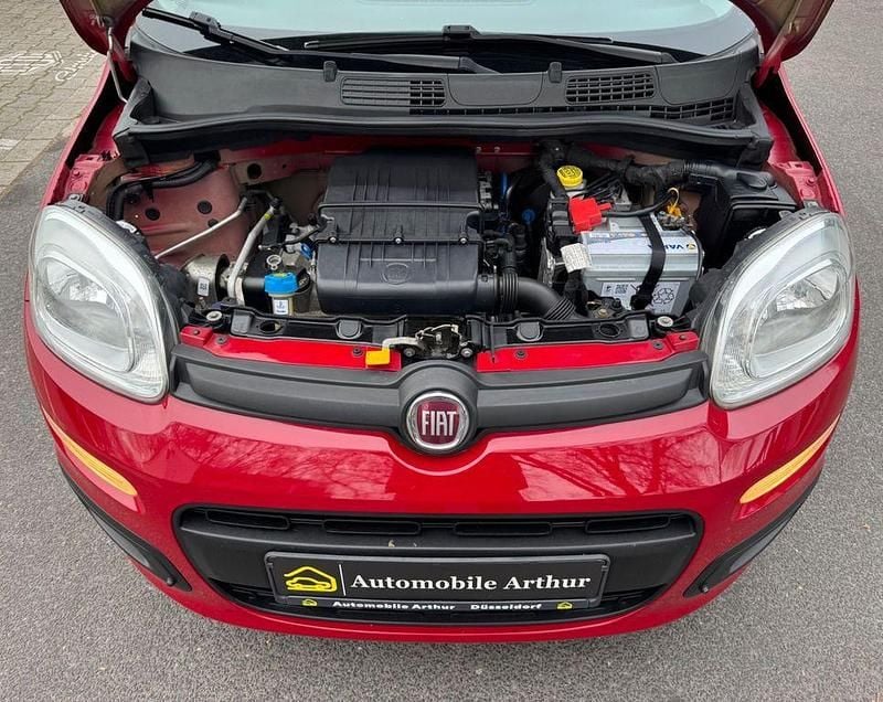 Gebraucht Fiat Panda Pop 69 PS (50 kW) 2015 Rot Kleinwagen