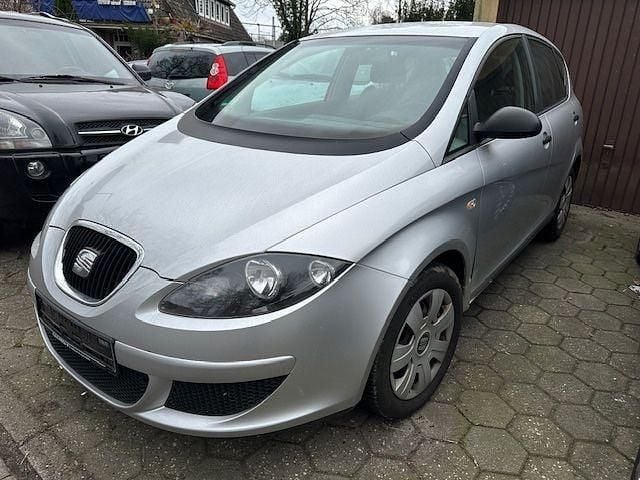 Silber Gebraucht 2005 Seat Altea Reference Van / Kleinbus | 999 € (Guter Preis) - Bild 1/4