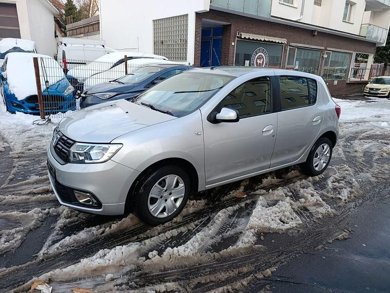 Gebraucht Dacia Sandero Lauréate 90 PS (66 kW) 2018 Silber Limousine